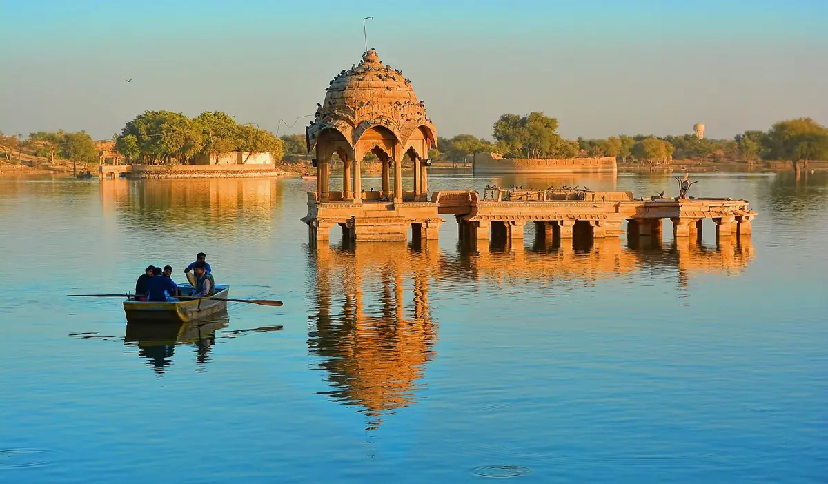 Gadisar Lake